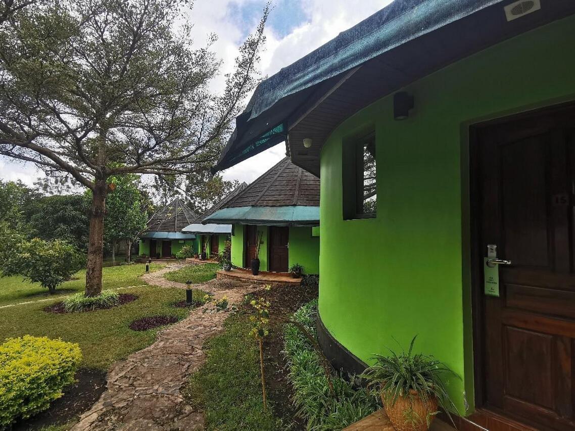 Fun Retreat Resort, Hotel And Ayurveda Spa Arusha Buitenkant foto