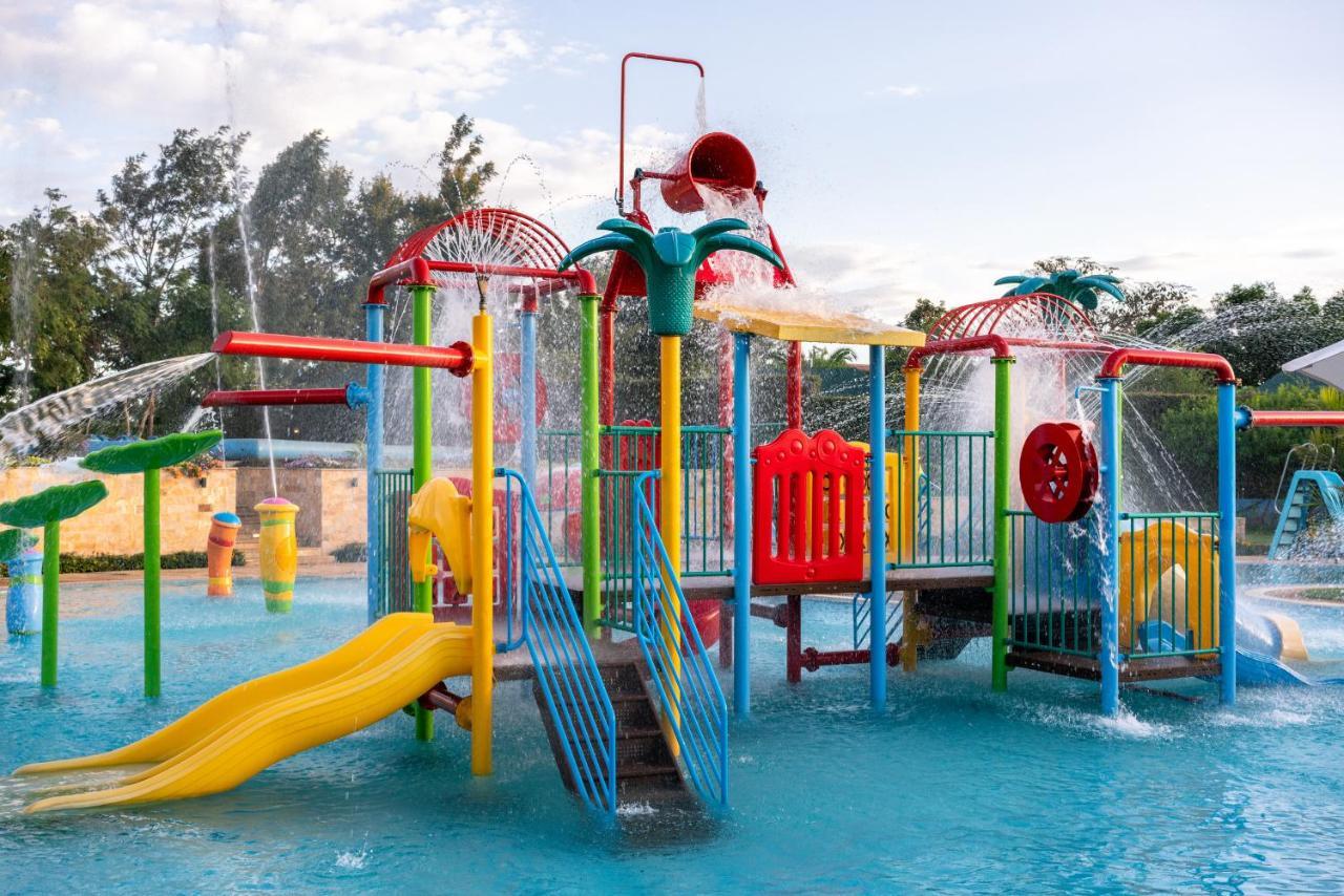 Fun Retreat Resort, Hotel And Ayurveda Spa Arusha Buitenkant foto