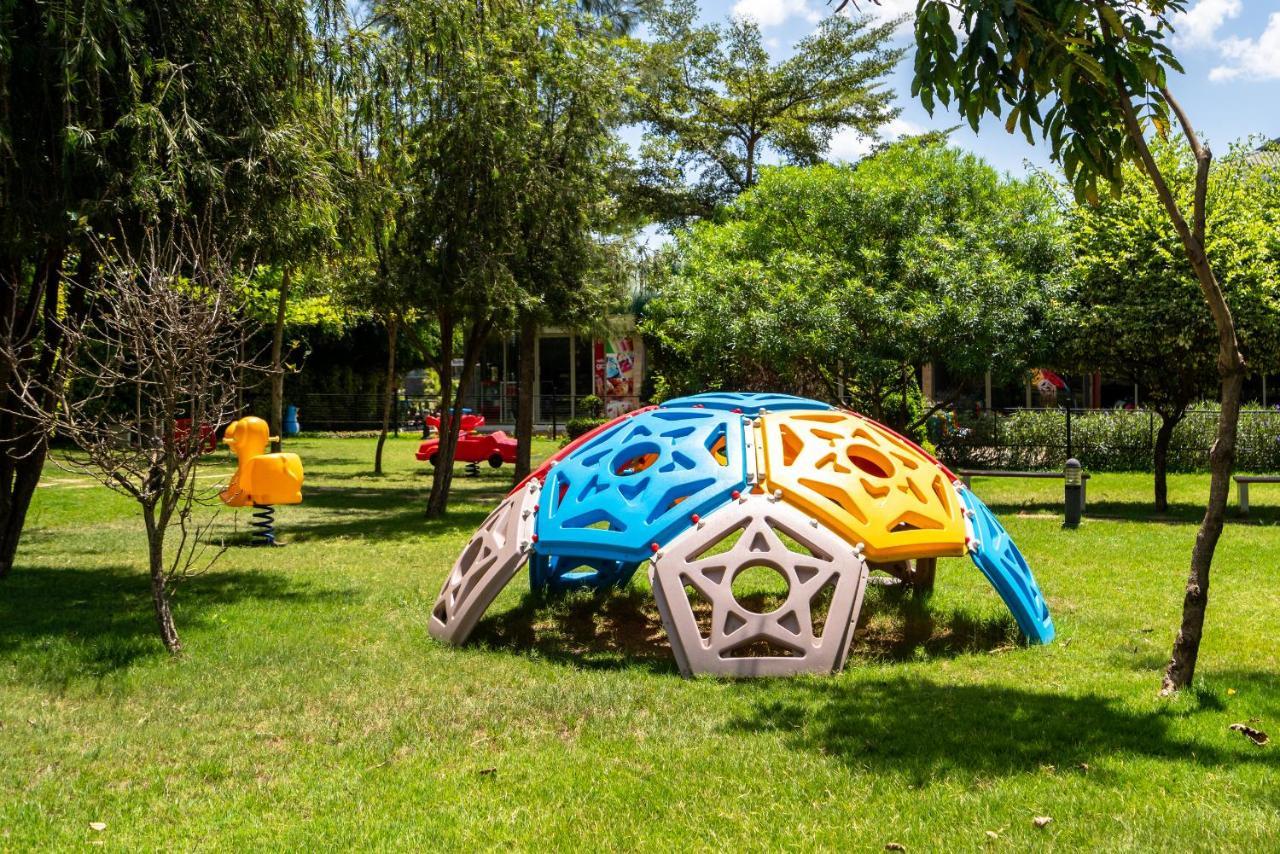 Fun Retreat Resort, Hotel And Ayurveda Spa Arusha Buitenkant foto