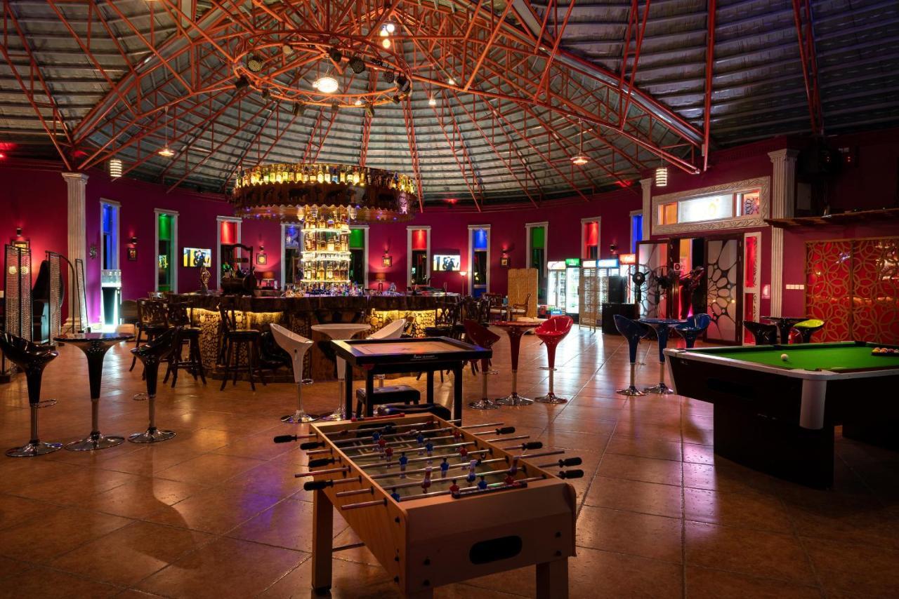 Fun Retreat Resort, Hotel And Ayurveda Spa Arusha Buitenkant foto